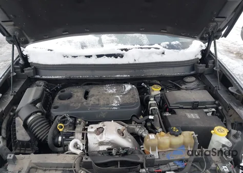 2019 Jeep Cherokee High Altitude 4X4 from USA, damaged, VIN 1C4PJMDN4KD338389